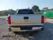 2015 Chevrolet Silverado 1500 LT с VIN 1GCRCREC5FZ305956, выставлен на аукционе IAAI как лот 43114650 с пробегом 64 823 миль миль и . История ставок и продаж доступна на DreamBid. Изображение 16.
