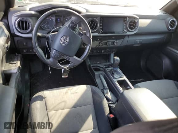 2020 Toyota Tacoma SR5 с VIN 3TMAZ5CN0LM118016, выставлен на аукционе Copart как лот 80166295 с пробегом 82 935 миль миль и Списание • Salvage title. История ставок и продаж доступна на DreamBid. Изображение 8.