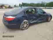 2011 Hyundai Genesis z VIN KMHGC4DF5BU124185, wystawiony jako Copart lot #71225784 z przebiegiem 127 638 mil mil oraz Szkoda całkowita • Salvage title. Historia ofert i sprzedaży dostępna na DreamBid. Obrazek 3.