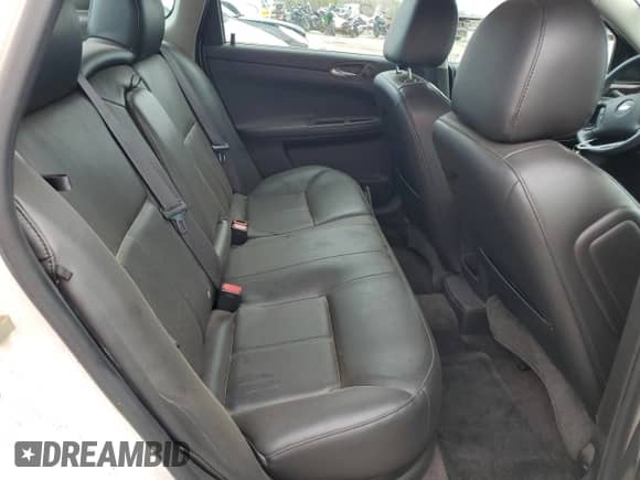 2015 Chevrolet Impala LTZ with VIN 2G1WC5E31F1107551, listed as a Copart auction lot 68236714 with 114,993 mi miles and Salvage title. Bid and sale history available at DreamBid. Image 10.