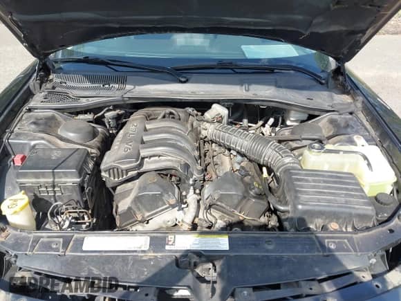 2010 Dodge Charger with VIN 2B3CA4CD8AH236233, listed as a IAAI auction lot 43180917 with 138,323 mi miles and . Bid and sale history available at DreamBid. Image 10.