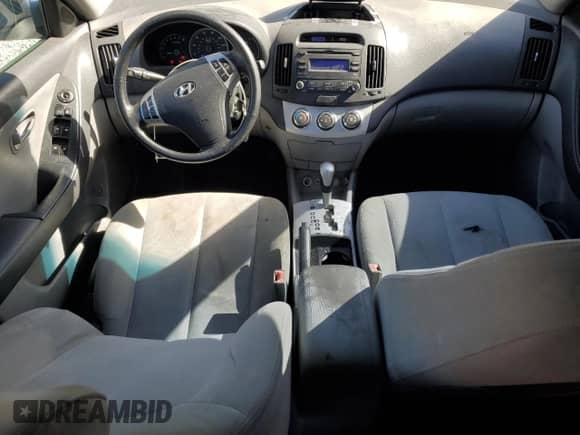 2009 Hyundai Elantra GLS with VIN KMHDU46D89U782833, listed as a Copart auction lot 90264185 with 114,737 mi miles and Salvage title. Bid and sale history available at DreamBid. Image 8.