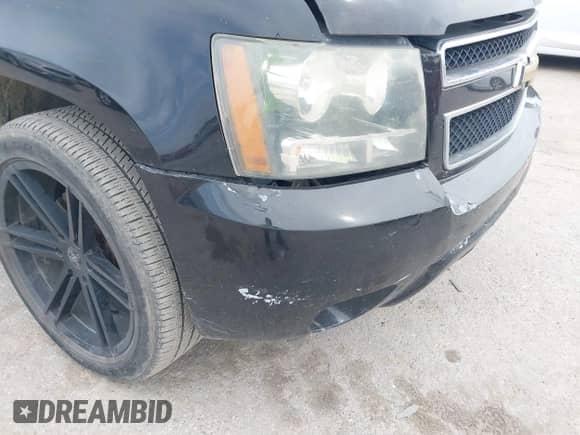 2008 Chevrolet Suburban 3LT с VIN 3GNFC160X8G301260, выставлен на аукционе IAAI как лот 42083964 с пробегом 255 236 миль миль и . История ставок и продаж доступна на DreamBid. Изображение 6.
