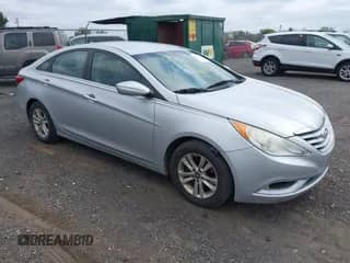 2012 Hyundai Sonata GLS with VIN 5NPEB4AC9CH495922, listed as a IAAI auction lot 43276674 with 221,375 mi miles and . Bid and sale history available at DreamBid. Image 1.