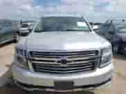 2019 Chevrolet Suburban LT с VIN 1GNSKHKC6KR262748, выставлен на аукционе IAAI как лот 42573141 с пробегом 137 301 миль миль и . История ставок и продаж доступна на DreamBid. Изображение 12.