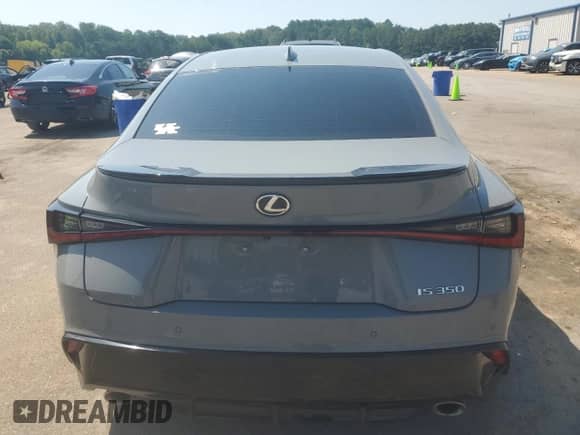 2024 Lexus IS 350 F Sport z VIN JTHGZ1B23R5076819, wystawiony jako Copart lot #63382785 z przebiegiem 33 953 mil mil oraz Szkoda całkowita • Salvage title. Historia ofert i sprzedaży dostępna na DreamBid. Obrazek 6.