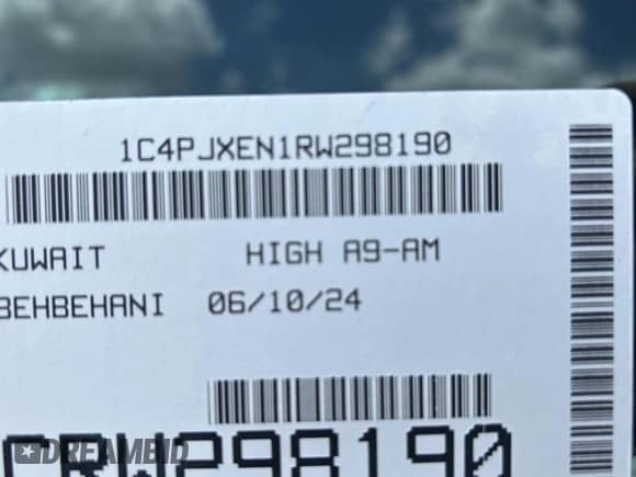 2024 Jeep Wrangler Sahara с VIN 1C4PJXEN1RW298190, выставлен на аукционе Copart как лот 67321245 с пробегом 6 миль миль и Чистый • Clean title. История ставок и продаж доступна на DreamBid. Изображение 10.