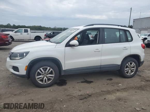 2017 Volkswagen Tiguan S с VIN WVGBV7AX2HK001676, выставлен на аукционе Copart как лот 83868875 с пробегом 113 101 миль миль и Списание • Salvage title. История ставок и продаж доступна на DreamBid. Изображение 1.