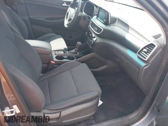 2021 Hyundai Tucson Value z VIN KM8J3CA46MU373777, wystawiony jako IAAI lot #42682294 z przebiegiem 58 254 mil mil oraz . Historia ofert i sprzedaży dostępna na DreamBid. Obrazek 5.