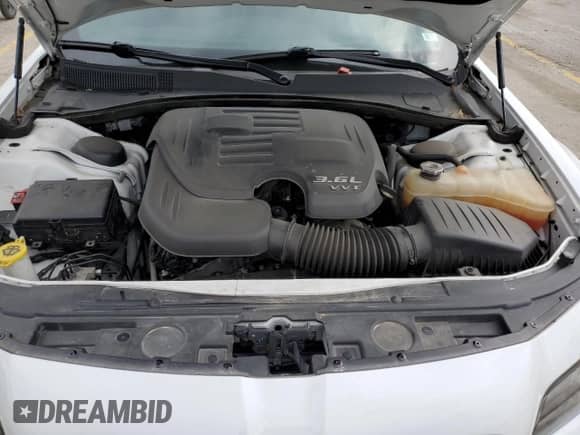 2020 Chrysler 300 S with VIN 2C3CCABG3LH201013, listed as a Copart auction lot 53619815 with 70,696 mi miles and Salvage title. Bid and sale history available at DreamBid. Image 11.