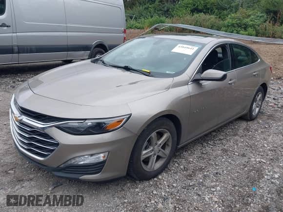 2022 Chevrolet Malibu LT z VIN 1G1ZD5ST1NF180991, wystawiony jako IAAI lot #43049641 z przebiegiem 79 923 mil mil oraz . Historia ofert i sprzedaży dostępna na DreamBid. Obrazek 2.