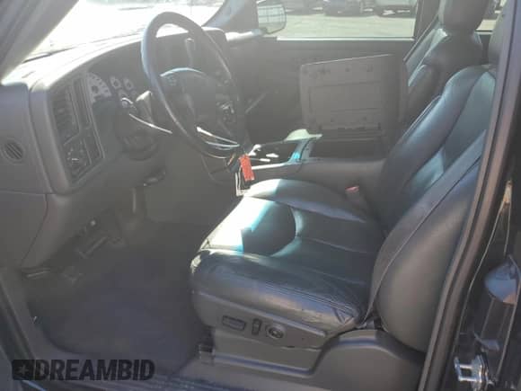 2004 Chevrolet Silverado SS с VIN 2GCEK19NX41275311, выставлен на аукционе Copart как лот 80899285 с пробегом 158 720 миль миль и Списание • Salvage title. История ставок и продаж доступна на DreamBid. Изображение 7.
