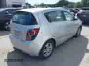 2014 Chevrolet Sonic LT с VIN 1G1JC6SH9E4108658, выставлен на аукционе IAAI как лот 42551164 с пробегом 131 401 миль миль и . История ставок и продаж доступна на DreamBid. Изображение 4.