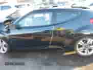 2014 Hyundai Veloster with VIN KMHTC6AD3EU184600, listed as a IAAI auction lot 41300088 with Not provided miles and . Bid and sale history available at DreamBid. Image 14.