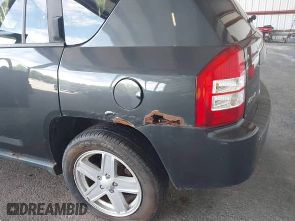 2010 Jeep Compass Latitude с VIN 1J4NF1FB7AD646529, выставлен на аукционе IAAI как лот 42769907 с пробегом 149 759 миль миль и . История ставок и продаж доступна на DreamBid. Изображение 6.