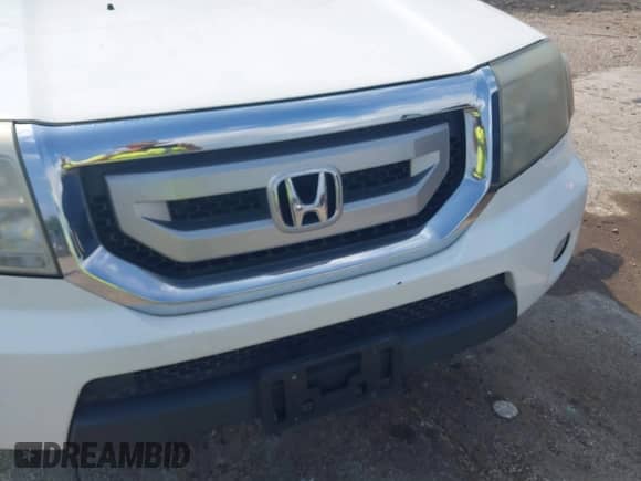 2009 Honda Pilot Touring with VIN 5FNYF489X9B016359, listed as a IAAI auction lot 43021437 with 288,269 mi miles and . Bid and sale history available at DreamBid. Image 6.