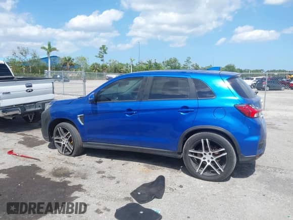 2020 Mitsubishi Outlander SE с VIN JA4AP4AU2LU025935, выставлен на аукционе IAAI как лот 41965796 с пробегом 100 840 миль миль и . История ставок и продаж доступна на DreamBid. Изображение 14.