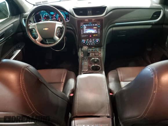 2017 Chevrolet Traverse LT с VIN 1GNKRHKD1HJ107066, выставлен на аукционе Copart как лот 70248925 с пробегом 100 360 миль миль и Списание • Salvage title. История ставок и продаж доступна на DreamBid. Изображение 8.