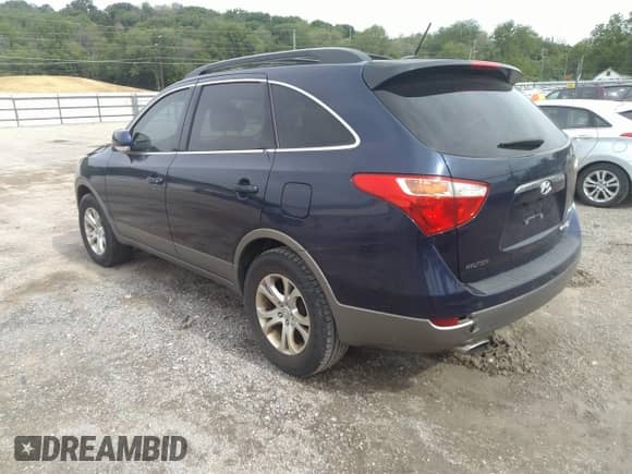 2011 Hyundai Veracruz GLS with VIN KM8NU4CCXBU146324, listed as a IAAI auction lot 33193268 with 133,942 mi miles and . Bid and sale history available at DreamBid. Image 3.