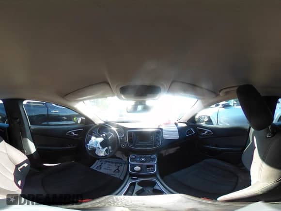2016 Chrysler 200 Touring z VIN 1C3CCCFB3GN189744, wystawiony jako IAAI lot #41997040 z przebiegiem 144 222 mil mil oraz . Historia ofert i sprzedaży dostępna na DreamBid. Obrazek 22.