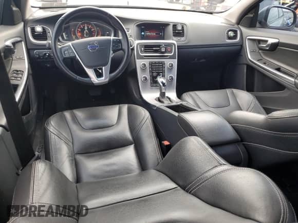 2017 Volvo S60 Dynamic с VIN YV140MTL7H2427717, выставлен на аукционе Copart как лот 58930175 с пробегом 122 224 миль миль и Списание • Salvage title. История ставок и продаж доступна на DreamBid. Изображение 8.
