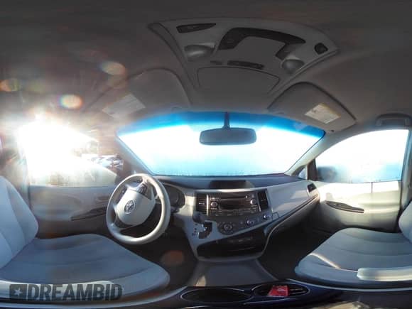 2011 Toyota Sienna LE z VIN 5TDKK3DC2BS173107, wystawiony jako IAAI lot #43498489 z przebiegiem 258 029 mil mil oraz . Historia ofert i sprzedaży dostępna na DreamBid. Obrazek 18.