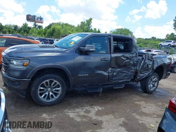 2019 Ram 1500 Laramie z VIN 1C6SRFJT4KN712017, wystawiony jako IAAI lot #42710959 z przebiegiem 89 973 mil mil oraz . Historia ofert i sprzedaży dostępna na DreamBid. Obrazek 15.