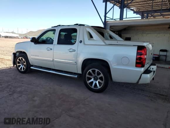 2013 Chevrolet Avalanche LTZ z VIN 3GNTKGE76DG118410, wystawiony jako Copart lot #71111995 z przebiegiem 188 720 mil mil oraz Szkoda całkowita • Salvage title. Historia ofert i sprzedaży dostępna na DreamBid. Obrazek 2.