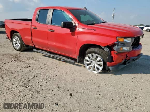 2020 Chevrolet Silverado 1500 Custom with VIN 1GCRWBEH3LZ238599, listed as a Copart auction lot 70196715 with 100,989 mi miles and Salvage title. Bid and sale history available at DreamBid. Image 4.