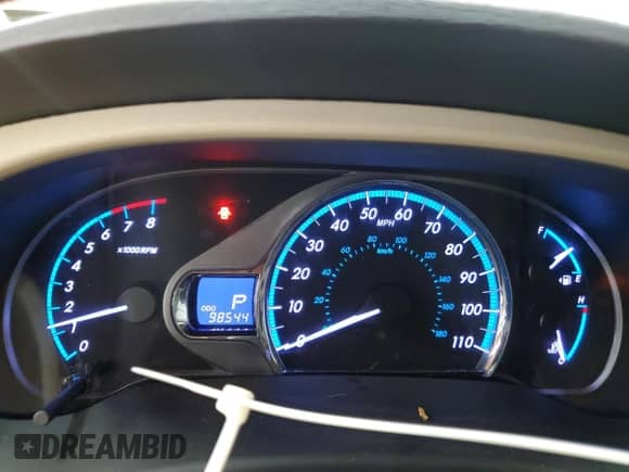 2012 Toyota Sienna XLE AAS z VIN 5TDYK3DC1CS268494, wystawiony jako Copart lot #71156765 z przebiegiem 98 544 mil mil oraz Szkoda całkowita • Salvage title. Historia ofert i sprzedaży dostępna na DreamBid. Obrazek 9.