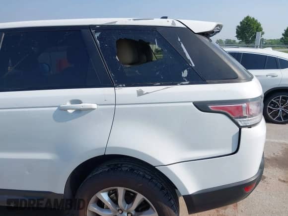 2016 Land Rover Range Rover Sport HSE с VIN SALWR2VFXGA567015, выставлен на аукционе IAAI как лот 42449626 с пробегом 74 791 миль миль и . История ставок и продаж доступна на DreamBid. Изображение 6.