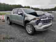 2024 Chevrolet Silverado 1500 LTZ с VIN 1GCUDGE89RZ175272, выставлен на аукционе Copart как лот 71742414 с пробегом 14 788 миль миль и Списание • Salvage title. История ставок и продаж доступна на DreamBid. Изображение 4.