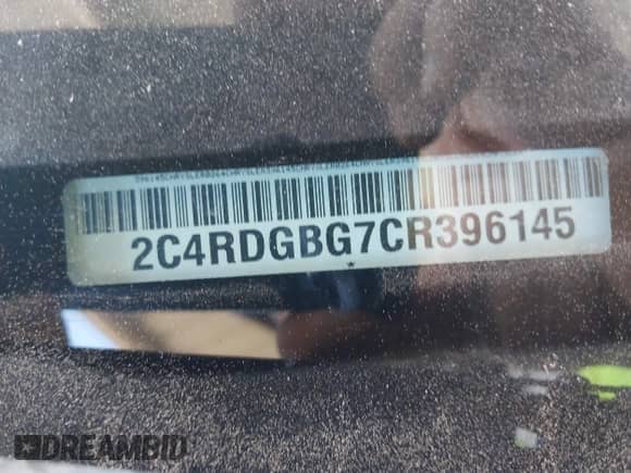 2012 Dodge Grand Caravan SE z VIN 2C4RDGBG7CR396145, wystawiony jako IAAI lot #43242965 z przebiegiem 134 245 mil mil oraz . Historia ofert i sprzedaży dostępna na DreamBid. Obrazek 9.