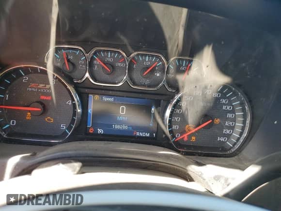 2015 Chevrolet Silverado 3500HD LTZ с VIN 1GC4K0E84FF113739, выставлен на аукционе Copart как лот 53796735 с пробегом 198 286 миль миль и Списание • Salvage title. История ставок и продаж доступна на DreamBid. Изображение 9.