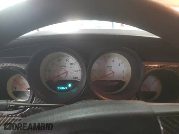 2005 Dodge Magnum SE with VIN 2D4FV48T25H161344, listed as a Copart auction lot 68303715 with 95,064 mi miles and Salvage title. Bid and sale history available at DreamBid. Image 9.