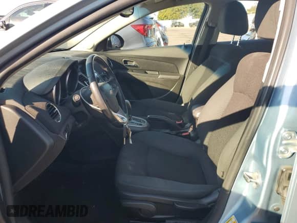 2011 Chevrolet Cruze 1LT z VIN 1G1PF5S98B7224190, wystawiony jako Copart lot #86687625 z przebiegiem 75 756 mil mil oraz Szkoda całkowita • Salvage title. Historia ofert i sprzedaży dostępna na DreamBid. Obrazek 7.