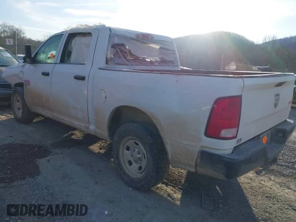 2023 Ram 1500 Express с VIN 3C6RR7KT7PG641320, выставлен на аукционе IAAI как лот 41072163 с пробегом 30 464 миль миль и . История ставок и продаж доступна на DreamBid. Изображение 3.