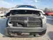 2019 Ram 1500 Tradesman z VIN 3C6JR7AG3KG680447, wystawiony jako Copart lot #78322744 z przebiegiem 117 772 mil mil oraz Szkoda całkowita • Salvage title. Historia ofert i sprzedaży dostępna na DreamBid. Obrazek 5.