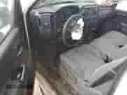 2018 Chevrolet Silverado 3500HD Work Truck z VIN 1GC3KYCG2JZ283271, wystawiony jako Copart lot #50932855 z przebiegiem 137 220 mil mil oraz Szkoda całkowita • Salvage title. Historia ofert i sprzedaży dostępna na DreamBid. Obrazek 8.