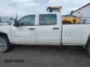 2019 Chevrolet Silverado 2500HD с VIN 1GB1KREG7KF176864, выставлен на аукционе IAAI как лот 41598443 с пробегом Не указан миль и . История ставок и продаж доступна на DreamBid. Изображение 14.