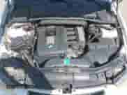 2007 BMW 3 Series 328i z VIN WBAVC53547FZ73971, wystawiony jako IAAI lot #43293178 z przebiegiem 137 616 mil mil oraz . Historia ofert i sprzedaży dostępna na DreamBid. Obrazek 10.