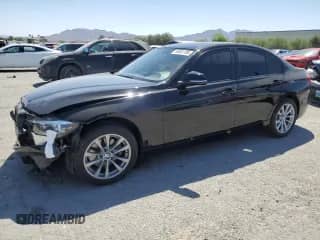 2018 BMW 3 Series 320i with VIN WBA8A9C54JAH14169, listed as a Copart auction lot 54621785 with 84,538 mi miles and Salvage title. Bid and sale history available at DreamBid. Image 1.