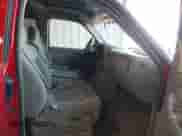 1999 Chevrolet Silverado 1500 LS с VIN 2GCEC19TXX1130981, выставлен на аукционе IAAI как лот 42888331 с пробегом 253 278 миль миль и . История ставок и продаж доступна на DreamBid. Изображение 5.