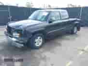 2004 Chevrolet Silverado 1500 Work Truck с VIN 2GCEC19V941123159, выставлен на аукционе IAAI как лот 41419477 с пробегом 171 449 миль миль и . История ставок и продаж доступна на DreamBid. Изображение 17.