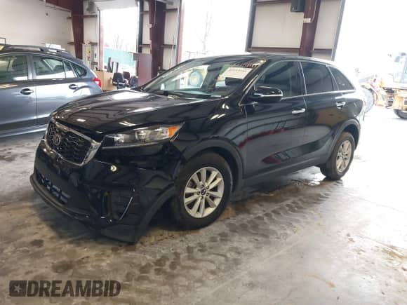 2020 Kia Sorento LX with VIN 5XYPG4A36LG644112, listed as a IAAI auction lot 42115141 with 101,170 mi miles and . Bid and sale history available at DreamBid. Image 19.