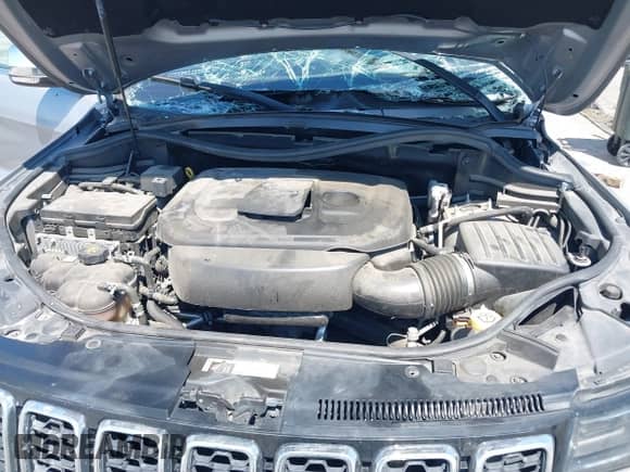 2019 Jeep Grand Cherokee Limited with VIN 1C4RJEBGXKC715591, listed as a IAAI auction lot 42056941 with 97,393 mi miles and . Bid and sale history available at DreamBid. Image 10.