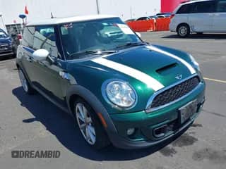 2011 MINI Hardtop S with VIN WMWSV3C52BTY15561, listed as a IAAI auction lot 42349891 with 101,061 mi miles and . Bid and sale history available at DreamBid. Image 1.