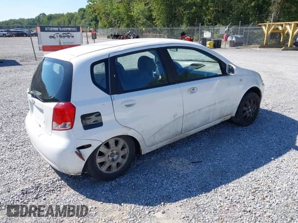 2005 Chevrolet Aveo LS с VIN KL1TD62645B300987, выставлен на аукционе IAAI как лот 43314786 с пробегом 152 764 миль миль и . История ставок и продаж доступна на DreamBid. Изображение 4.