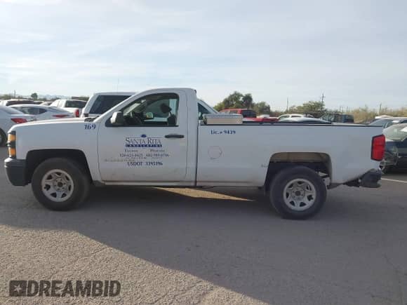 2015 Chevrolet Silverado 1500 Work Truck z VIN 1GCNCPEH0FZ384726, wystawiony jako IAAI lot #41070121 z przebiegiem 171 697 mil mil oraz . Historia ofert i sprzedaży dostępna na DreamBid. Obrazek 14.