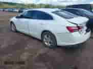 2022 Chevrolet Malibu LT z VIN 1G1ZD5ST3NF140637, wystawiony jako IAAI lot #43287596 z przebiegiem 73 402 mil mil oraz . Historia ofert i sprzedaży dostępna na DreamBid. Obrazek 3.